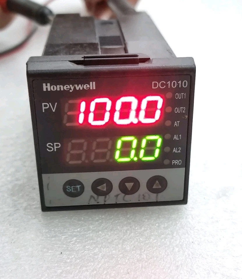 Honeywell Digital Temperature Controller DC1010 DC1010-CT-102000-E AC 85~265V